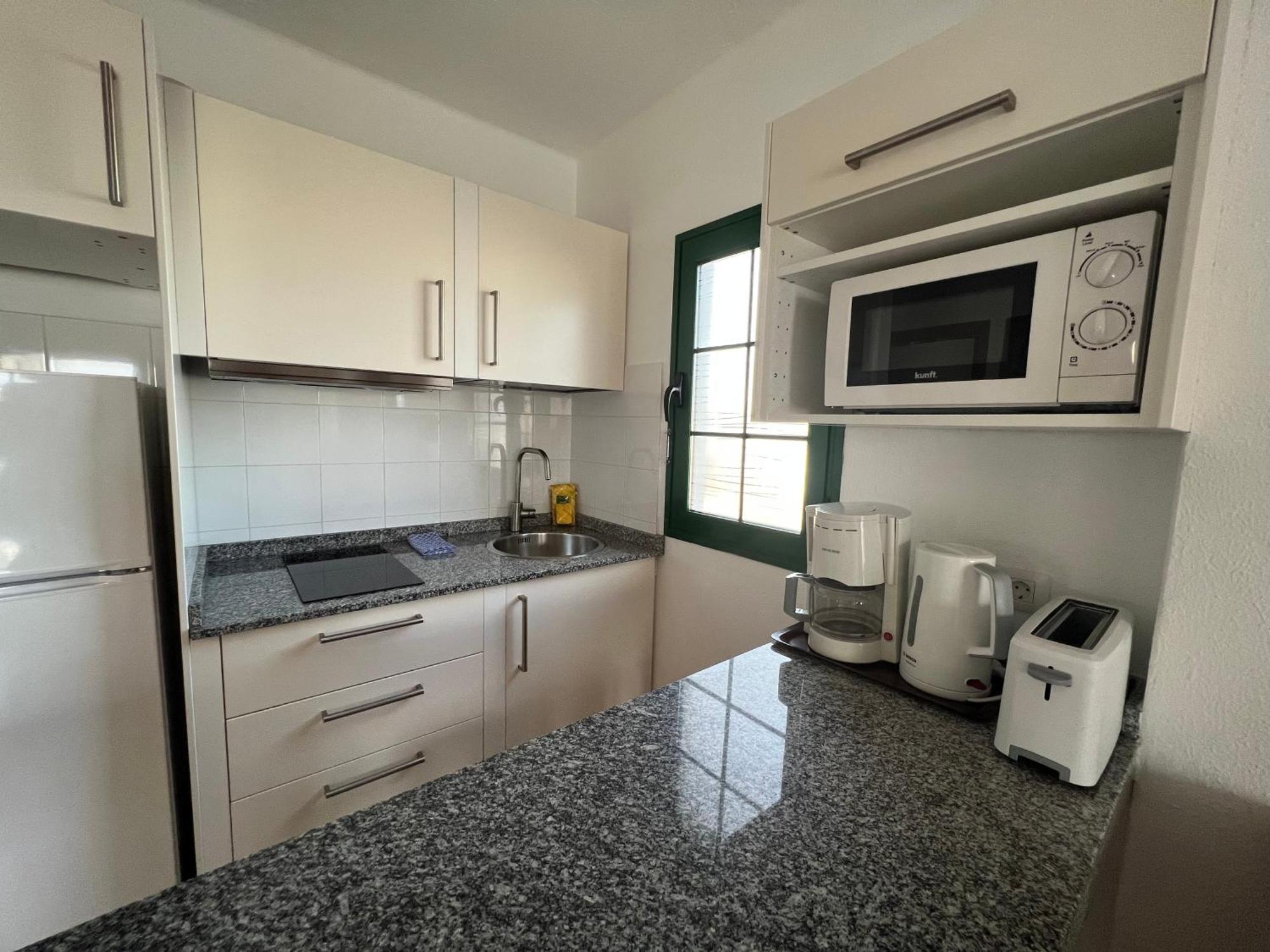 Apartamentos Acuario Sol Puerto del Carmen  Eksteriør billede