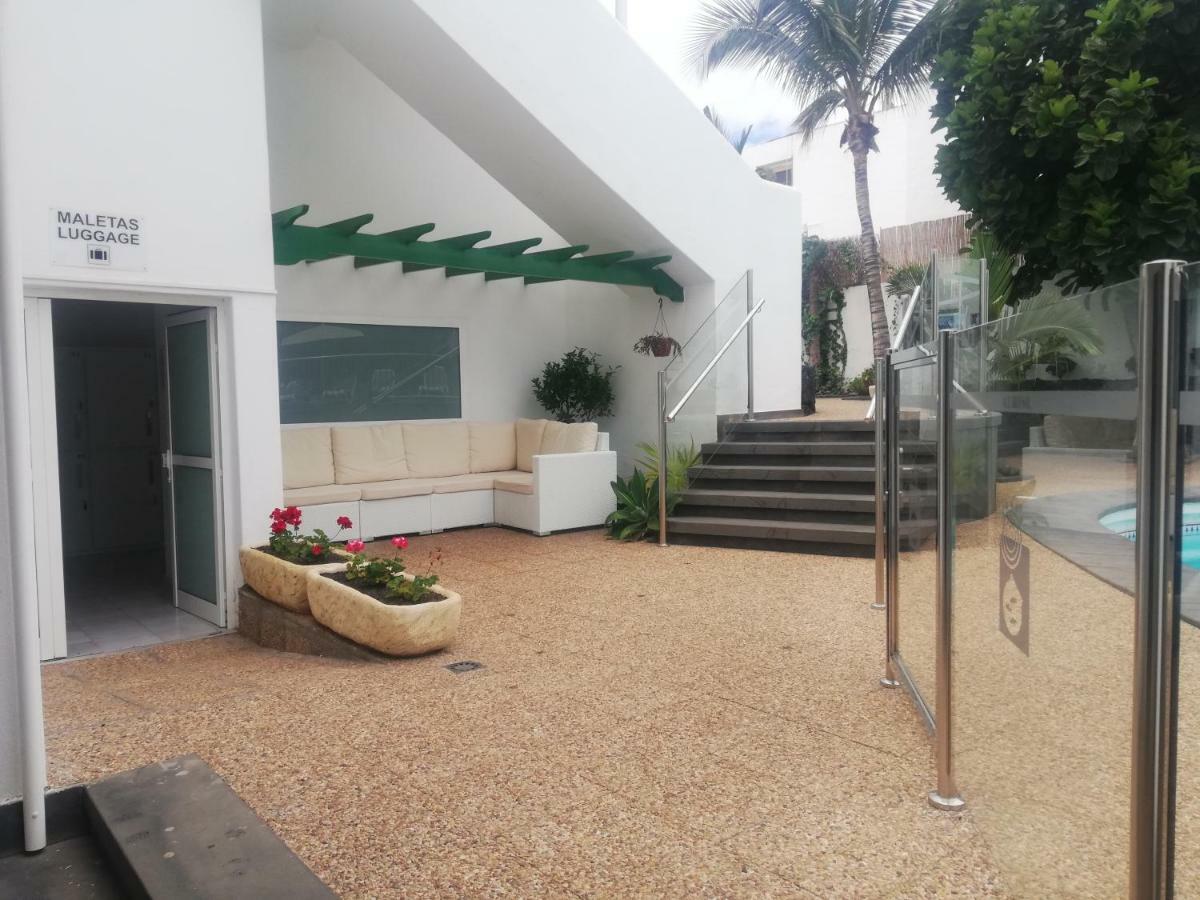 Apartamentos Acuario Sol Puerto del Carmen  Eksteriør billede